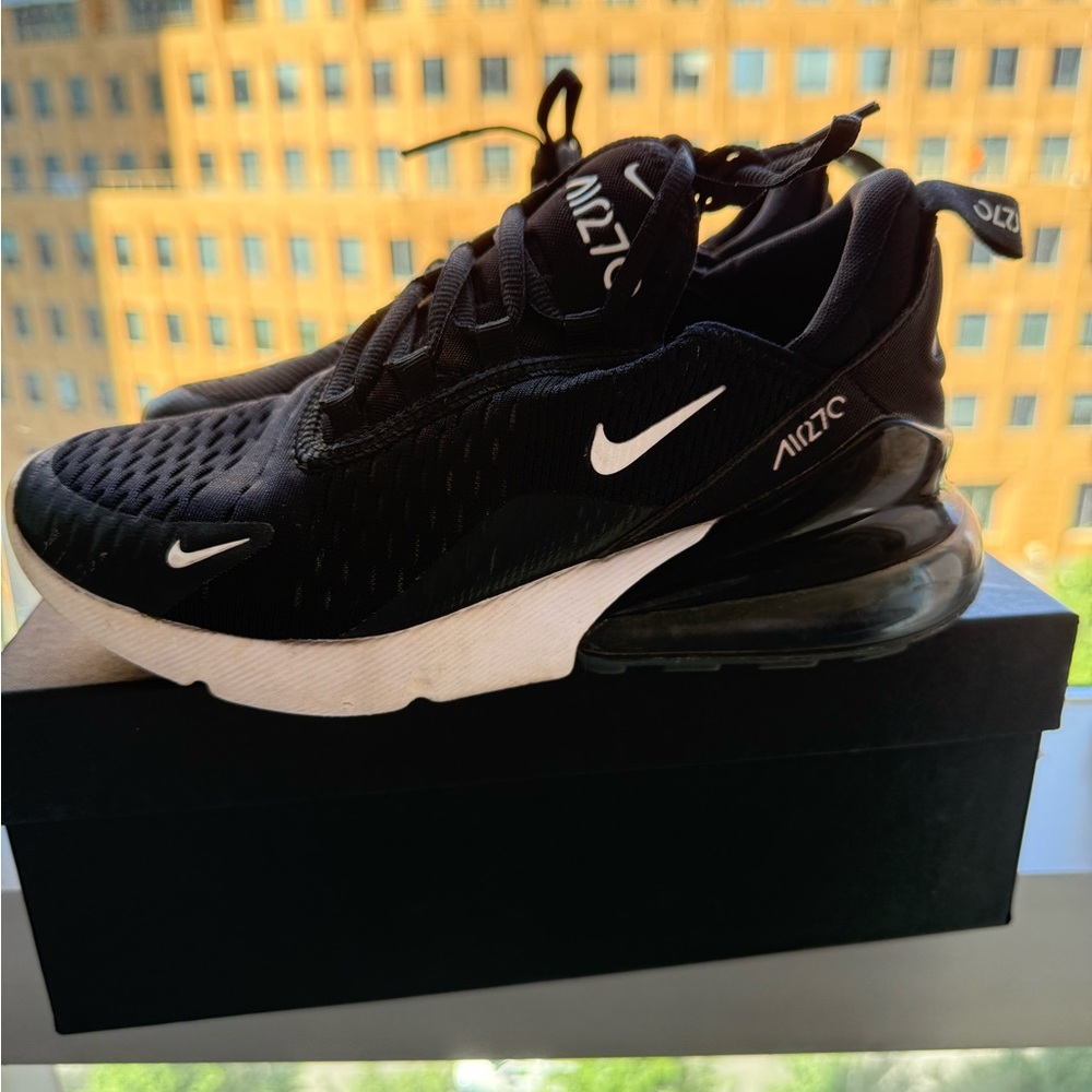 Nike Air Max 270 Black White Athletic Shoes